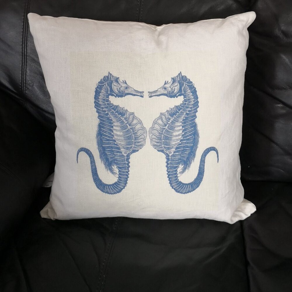 Ox Bow Pillow - Sea Horses‎ 20"x20"